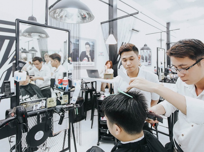 TOP 25 KIỂU TÓC NAM GÂY SỐT CHO GIỚI TRẺ  Barber Shop Vũ Trí