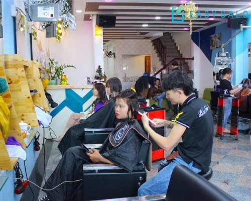 kinh doanh salon toc dip cuoi nam