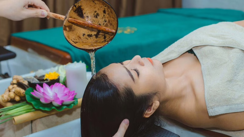 Trải nghiệm gội đầu dưỡng sinh tại Dưỡng Sinh Cô Ba
